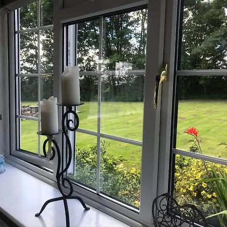 Bed and Breakfast Ticketyboo