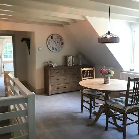 Bed & Breakfast Ticketyboo 4*