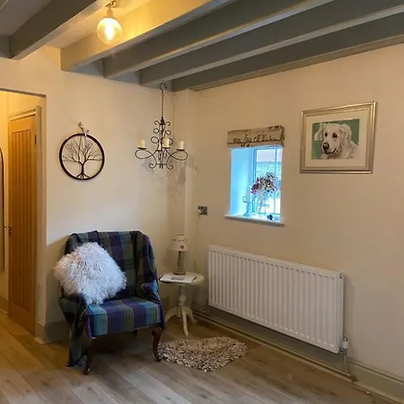 Ticketyboo Bed & Breakfast 4*