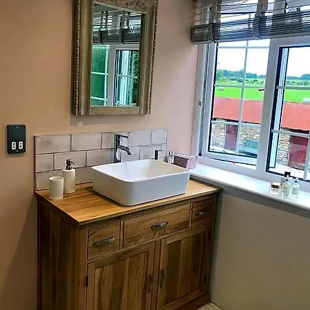 Bed & Breakfast Ticketyboo Pickering