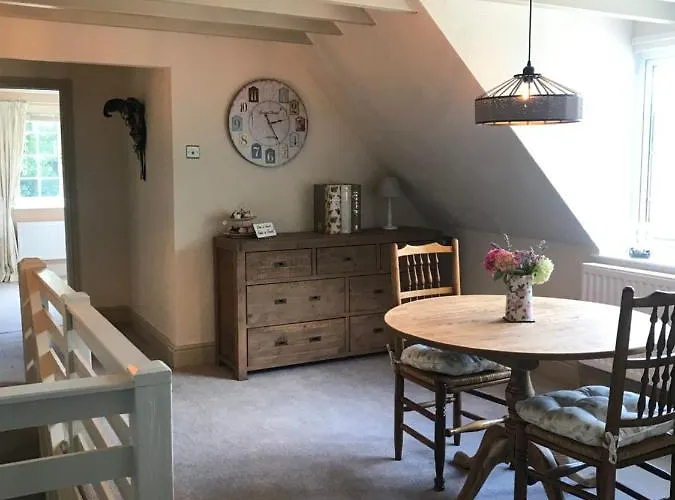 Bed & Breakfast Ticketyboo 4*