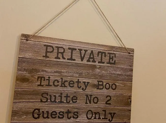 Ticketyboo Bed & Breakfast