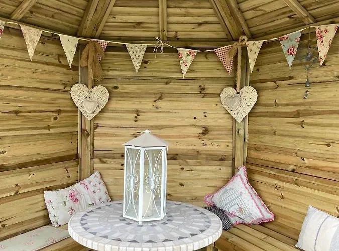 Ticketyboo Pickering