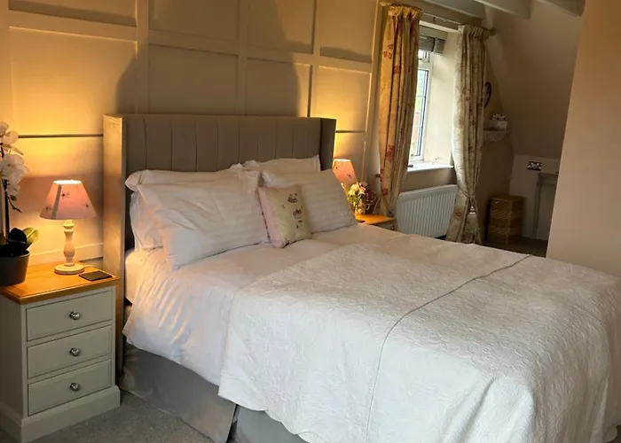 Bed & Breakfast Ticketyboo