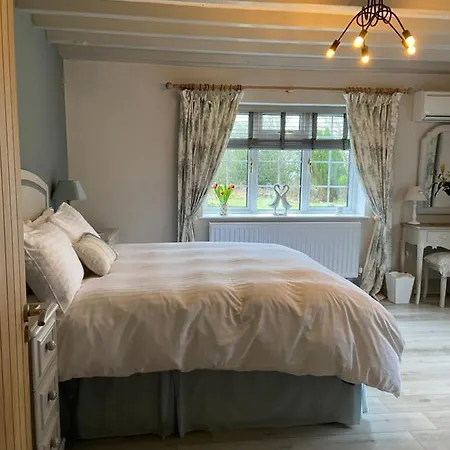 Ticketyboo 4* Pickering